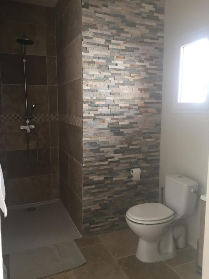 Les Olivades Bed & Breakfast Magalas Bagian luar foto