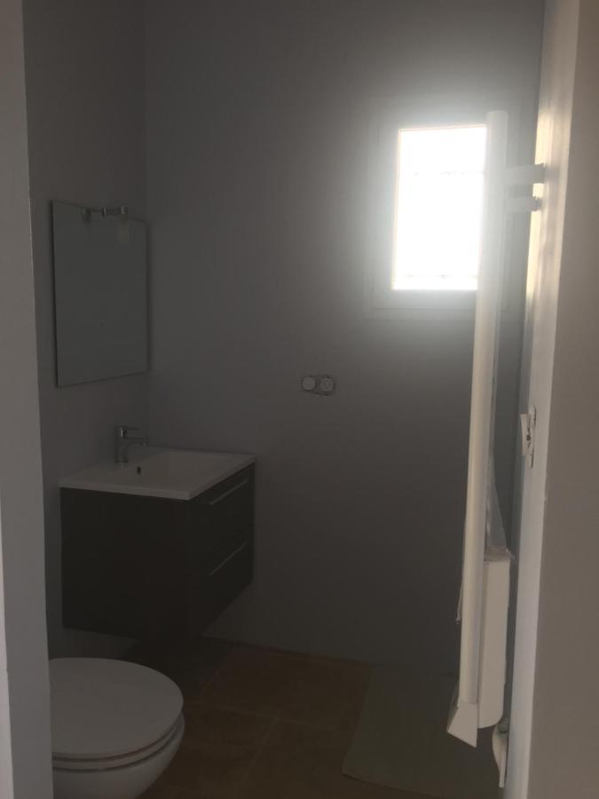 Les Olivades Bed & Breakfast Magalas Bagian luar foto